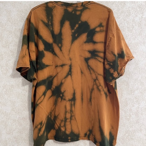 Upcycled, tie dyed Yukon graphic t-shirt. - Picture 5 of 5